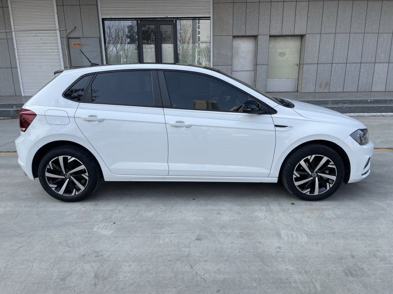 济宁23年大众polo7