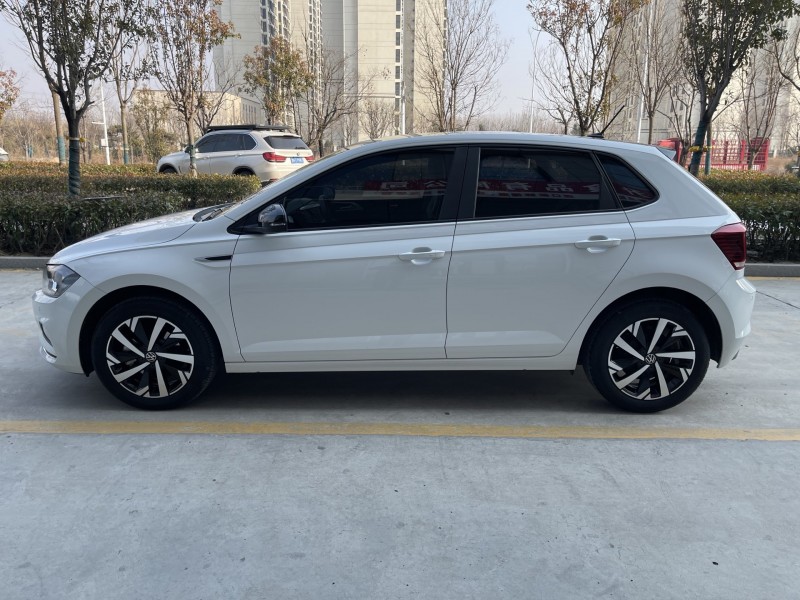 济宁23年大众polo8