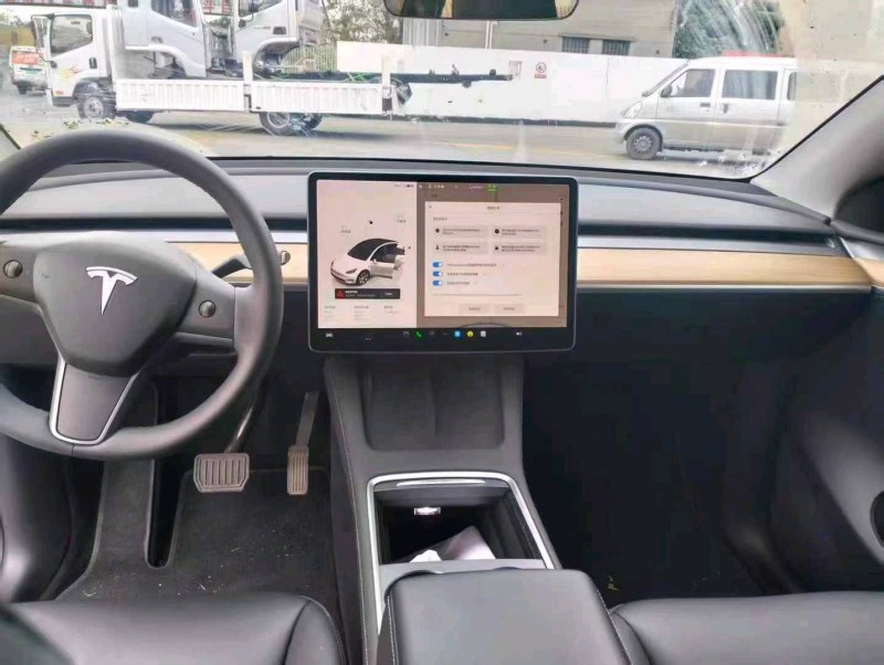 广州23年特斯拉MODEL Y7