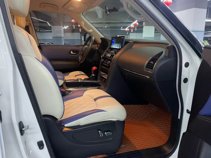 广州20年日产途乐8