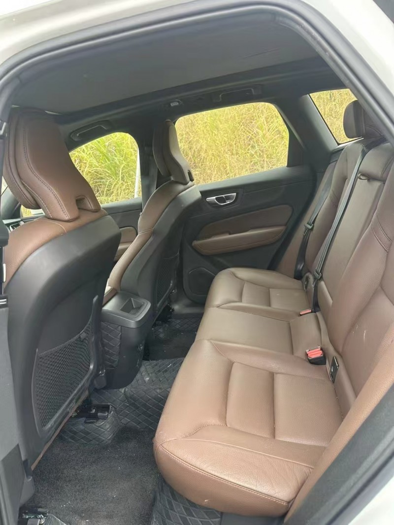 广州25年沃尔沃XC608