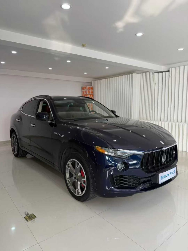 长沙17年玛莎拉蒂Levante2