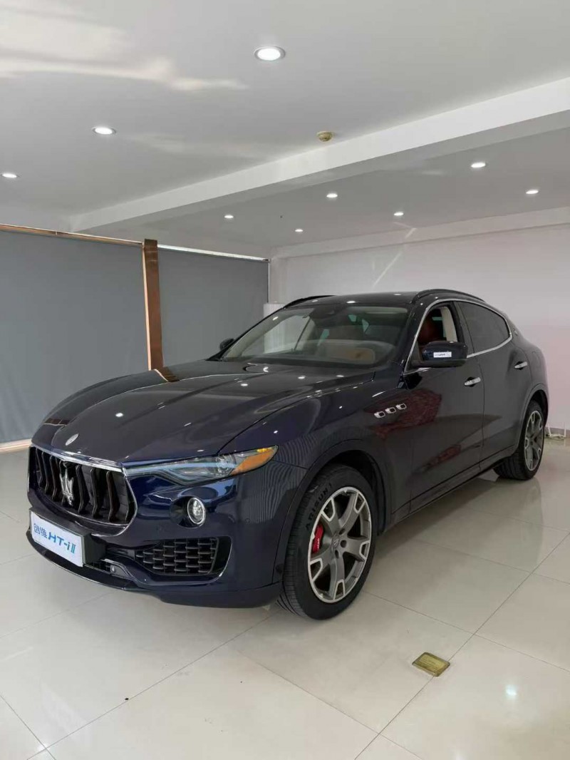 长沙17年玛莎拉蒂Levante3