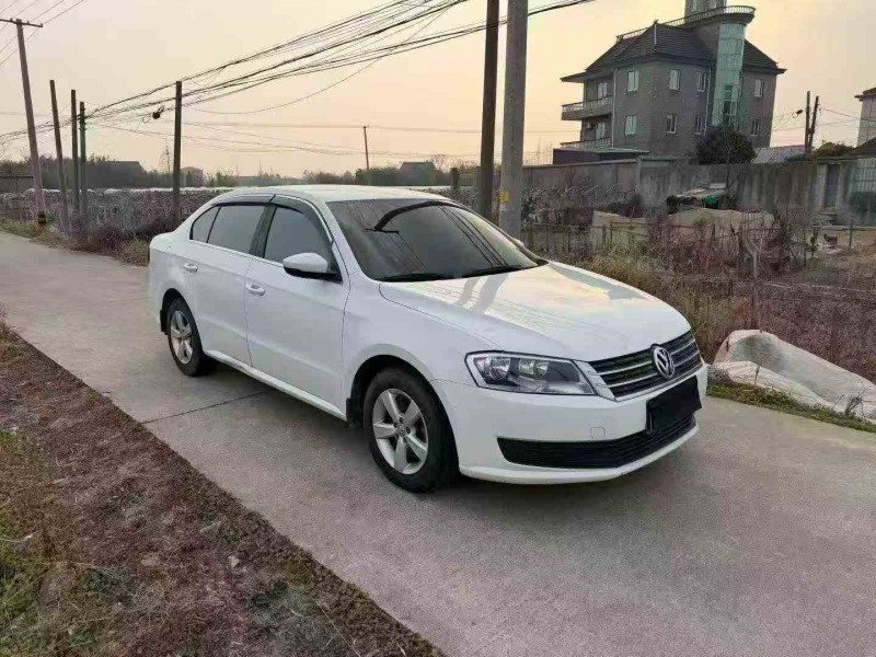 衢州17年大众朗逸3