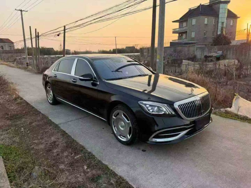 湖州17年奔驰迈巴赫S级3