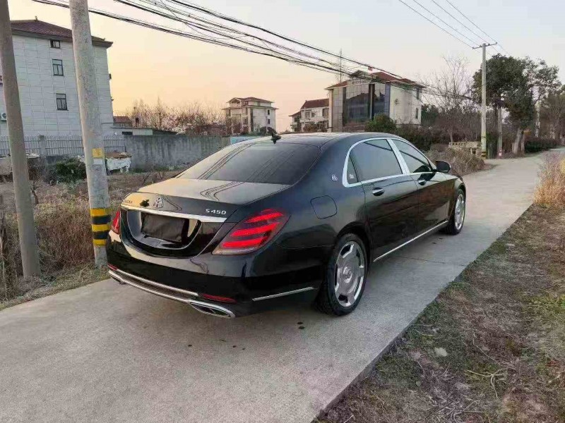 湖州17年奔驰迈巴赫S级8