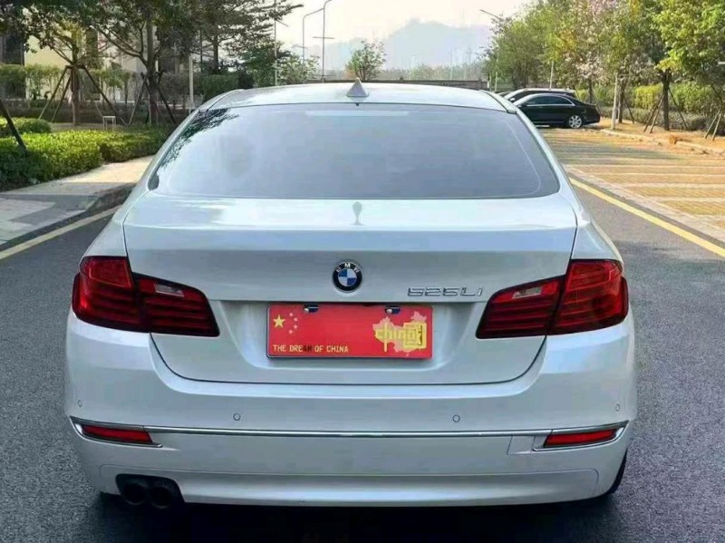 广州15年宝马5系4