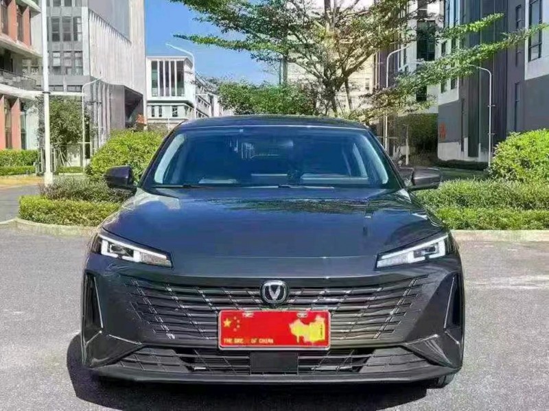 广州25年长安汽车逸动1