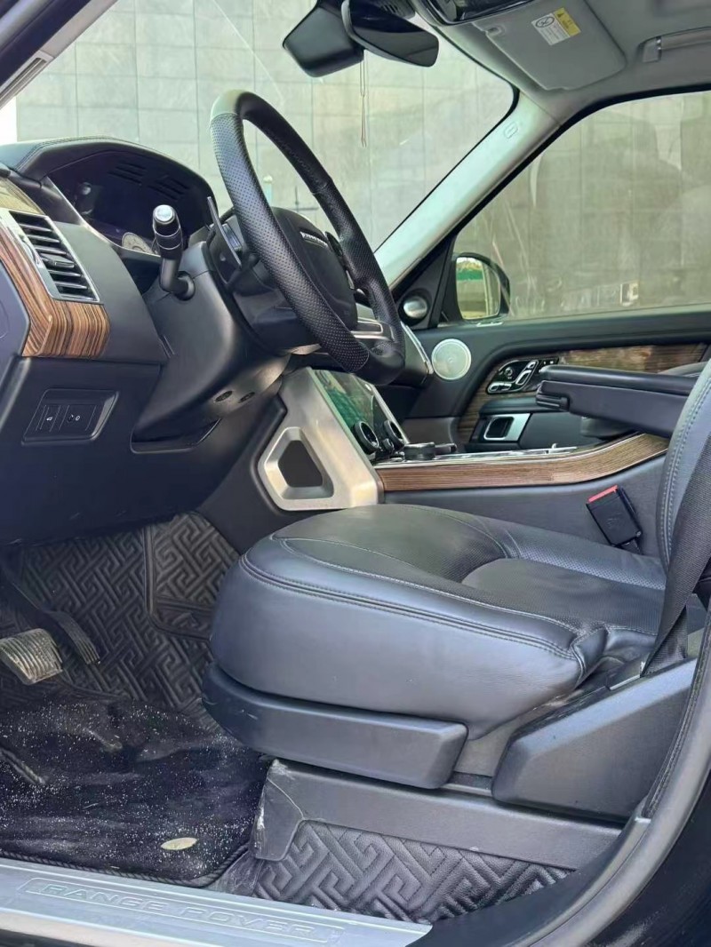 兰州18年路虎揽胜行政3