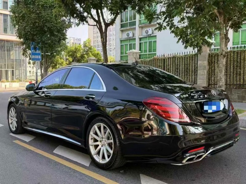 深圳14年奔驰S8