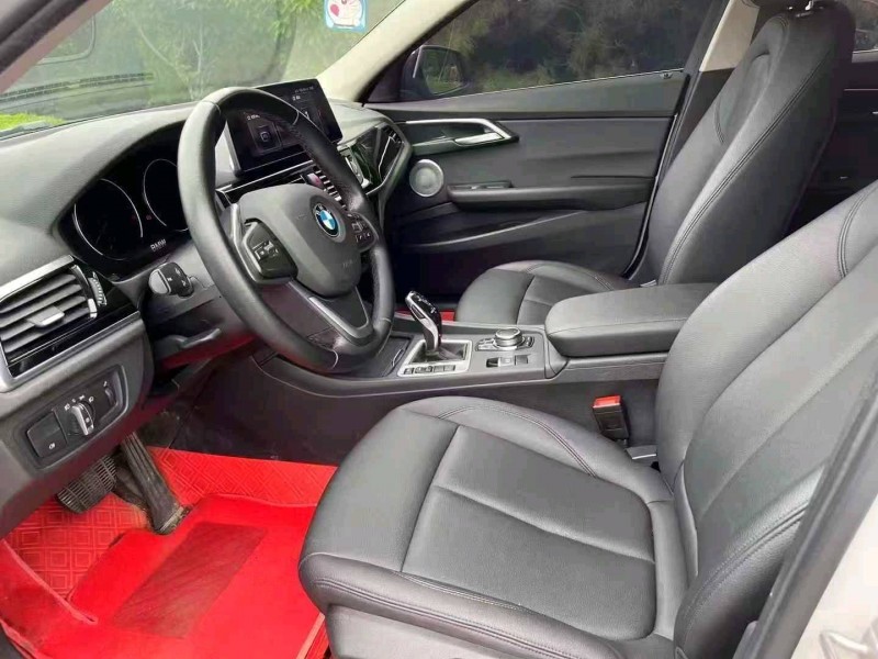 滨州23年宝马1系7