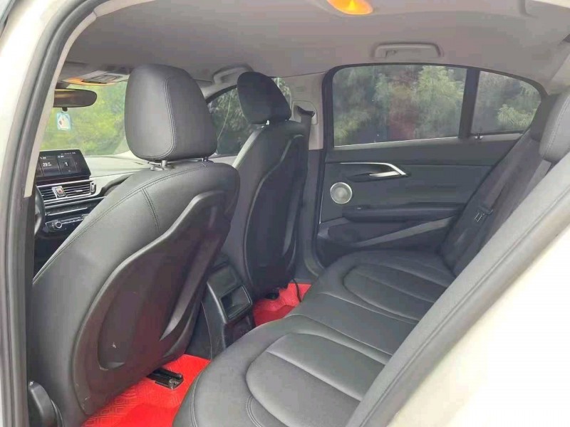 滨州23年宝马1系9