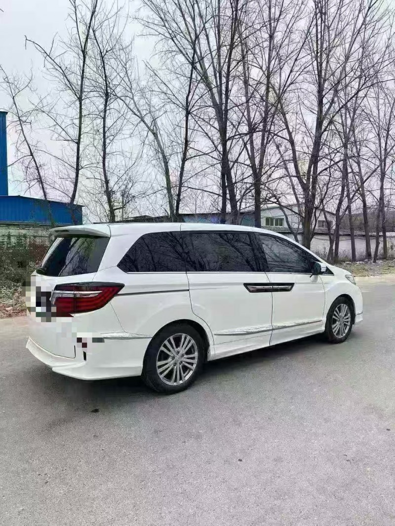 菏泽16年本田艾力绅8