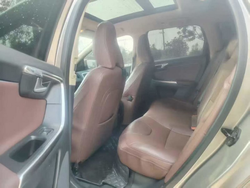 淮安13年沃尔沃XC606