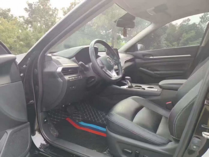 淮安22年日产天籁4