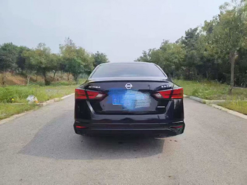 淮安22年日产天籁9