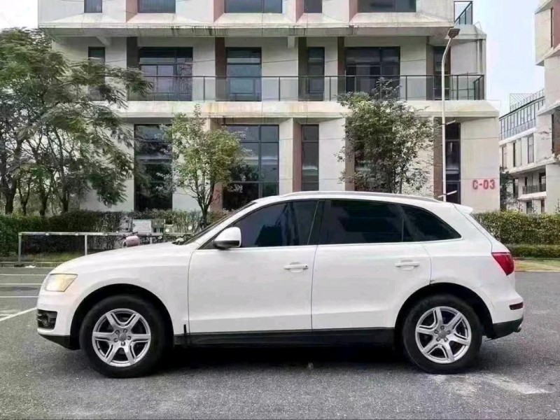 广州12年奥迪Q56