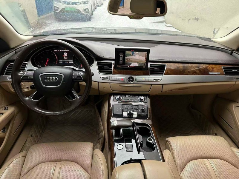 潍坊17年奥迪A8L5