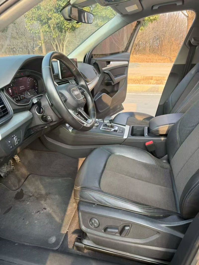 枣庄19年奥迪Q54