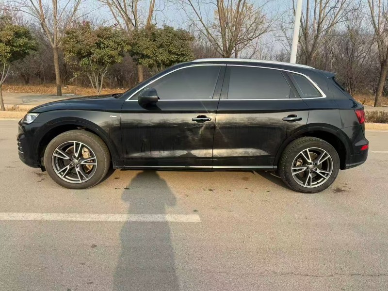 枣庄19年奥迪Q57