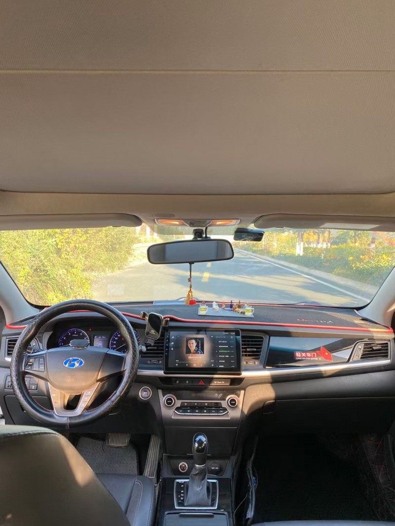 兰州18年现代名图7