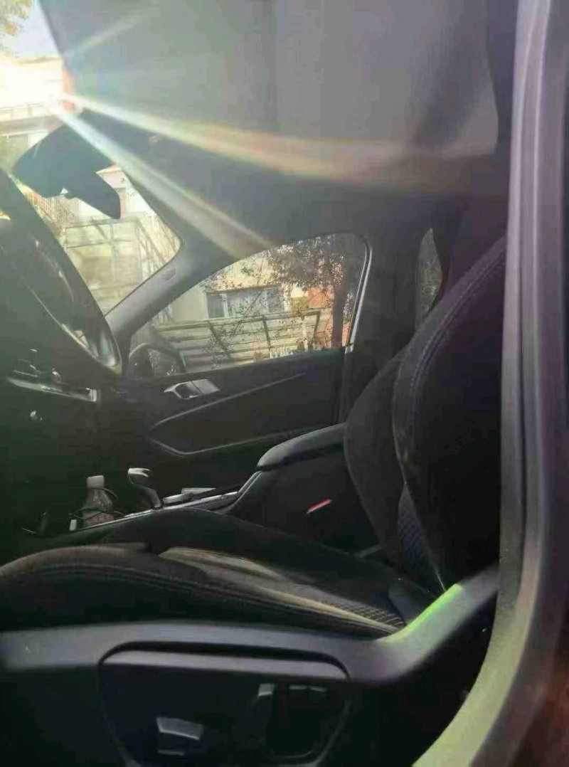 武汉23年宝马2系9