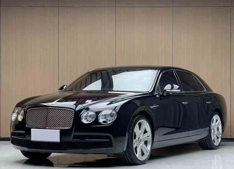 南平15年宾利飞驰2