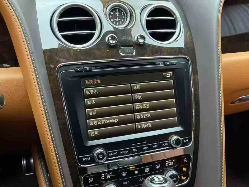 南平15年宾利飞驰7