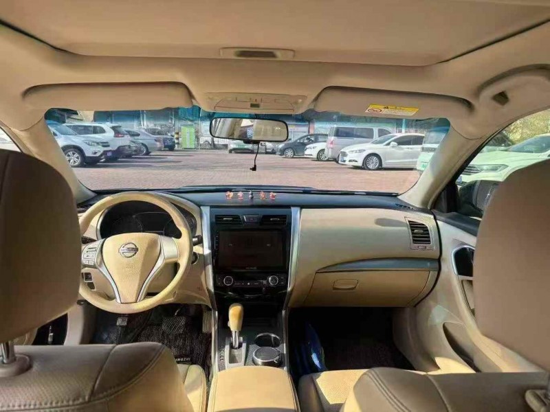 枣庄17年日产天籁6