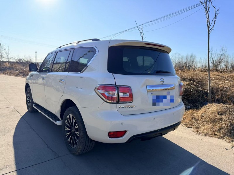 秦皇岛18年日产途乐4