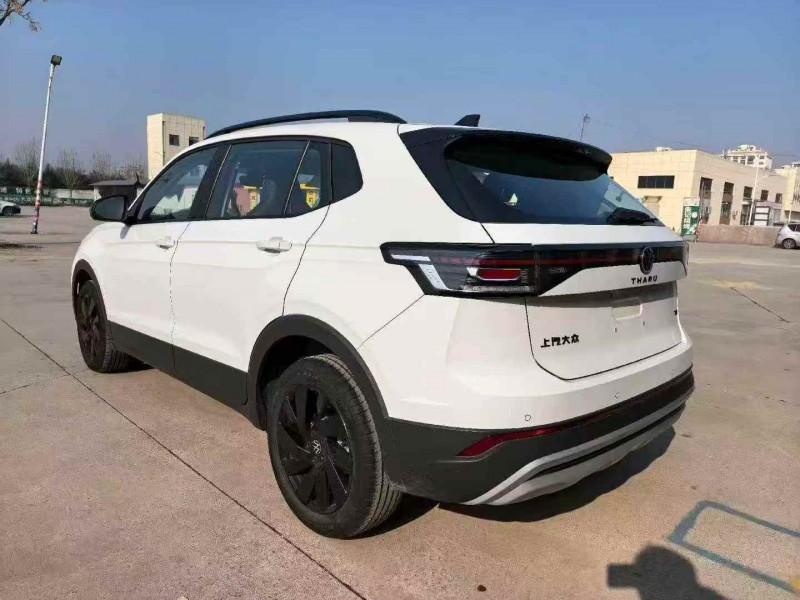 济宁25年大众途岳7