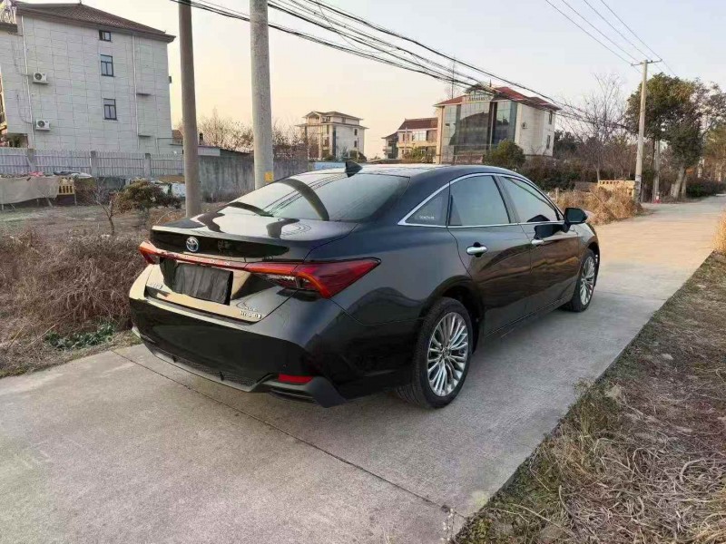 衢州22年丰田亚洲龙8