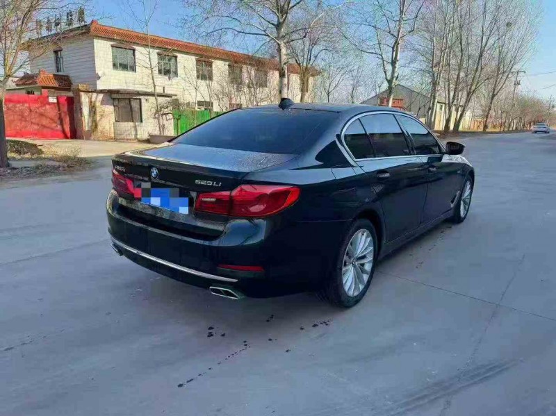 秦皇岛18年宝马5系8