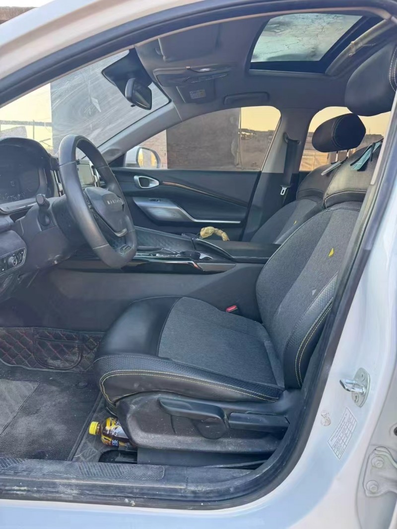 鹤壁22年宝骏RC58