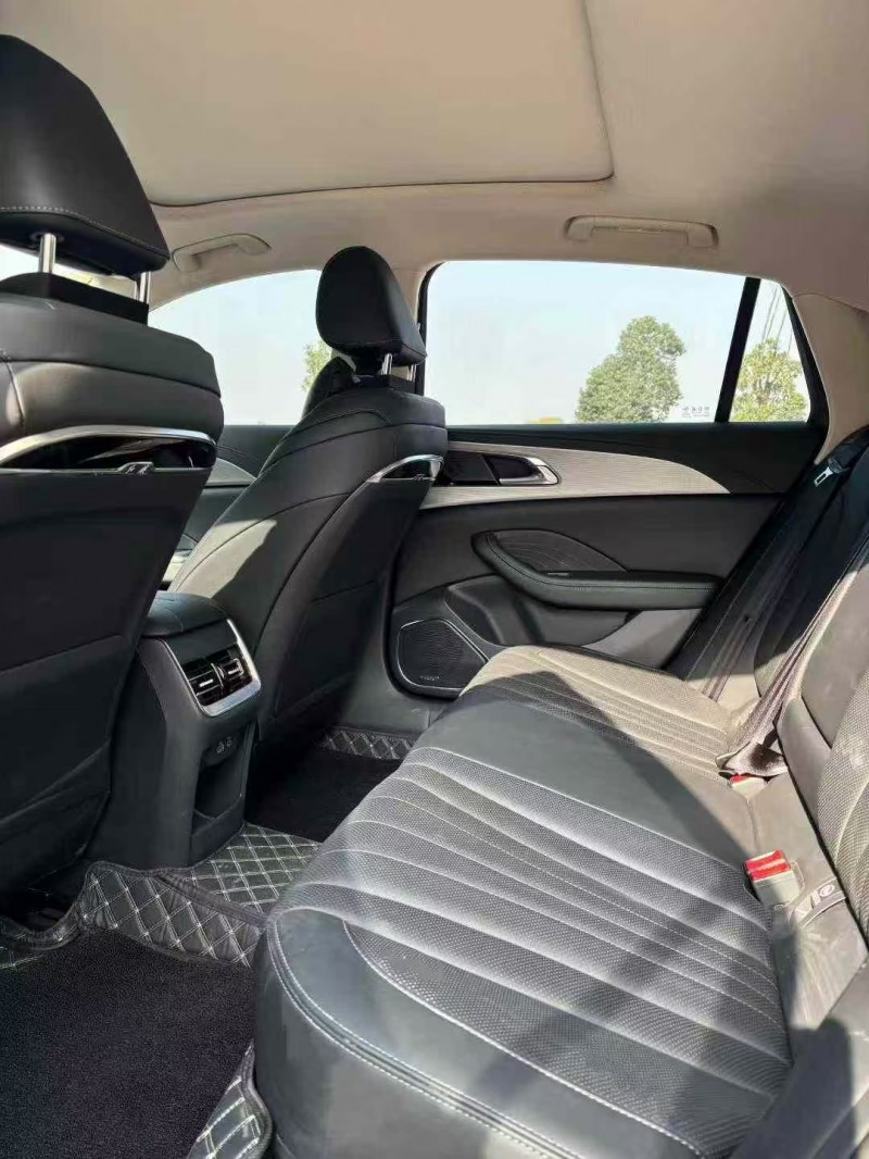 襄阳23年红旗H54