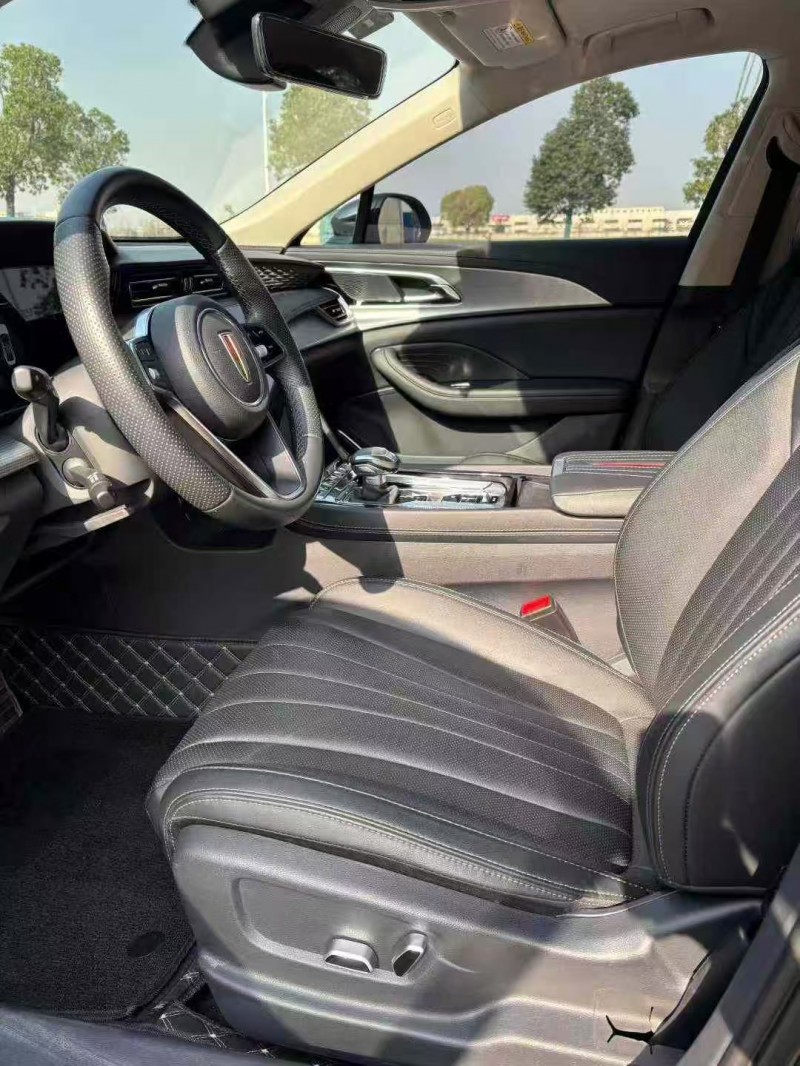 襄阳23年红旗H56