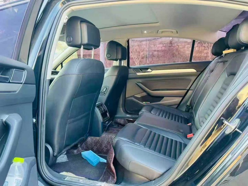 枣庄18年大众迈腾4