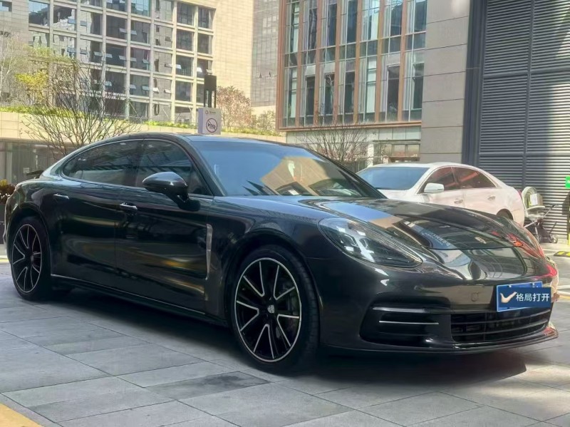 深圳18年保时捷帕拉梅拉3