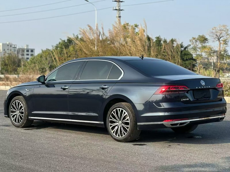 东莞24年大众辉昂8