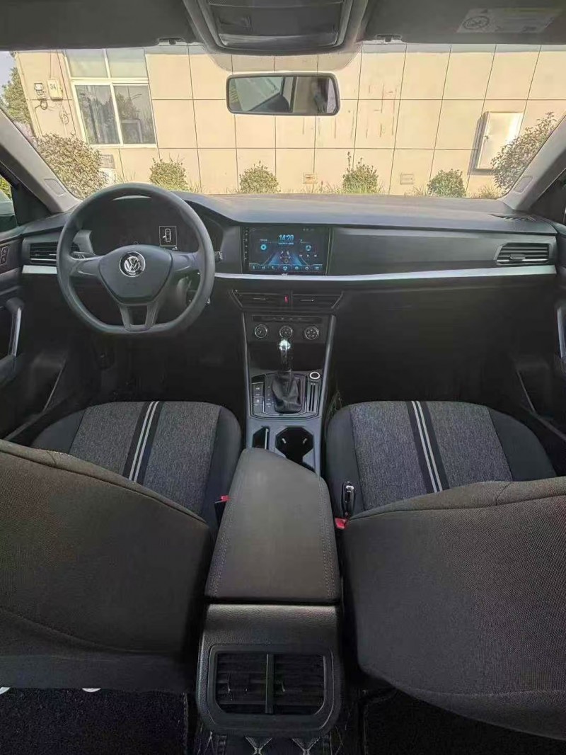 襄阳20年大众朗逸4