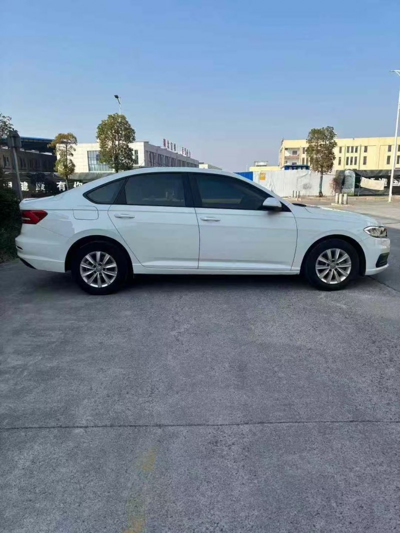 襄阳20年大众朗逸8