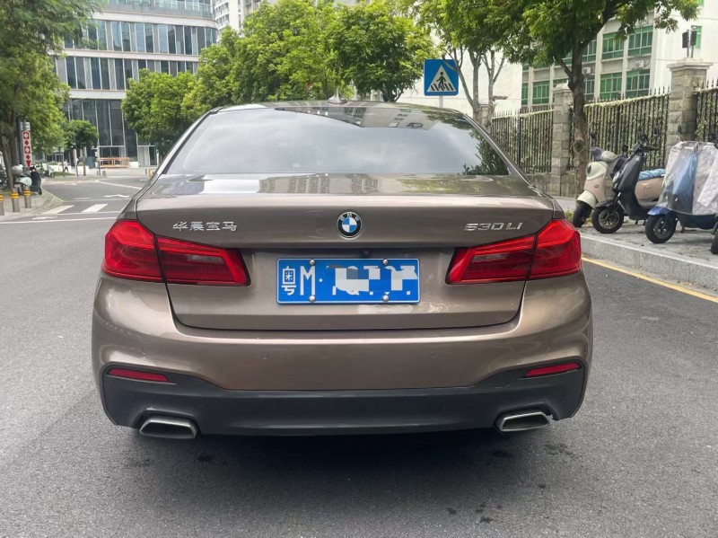 深圳19年宝马5系9