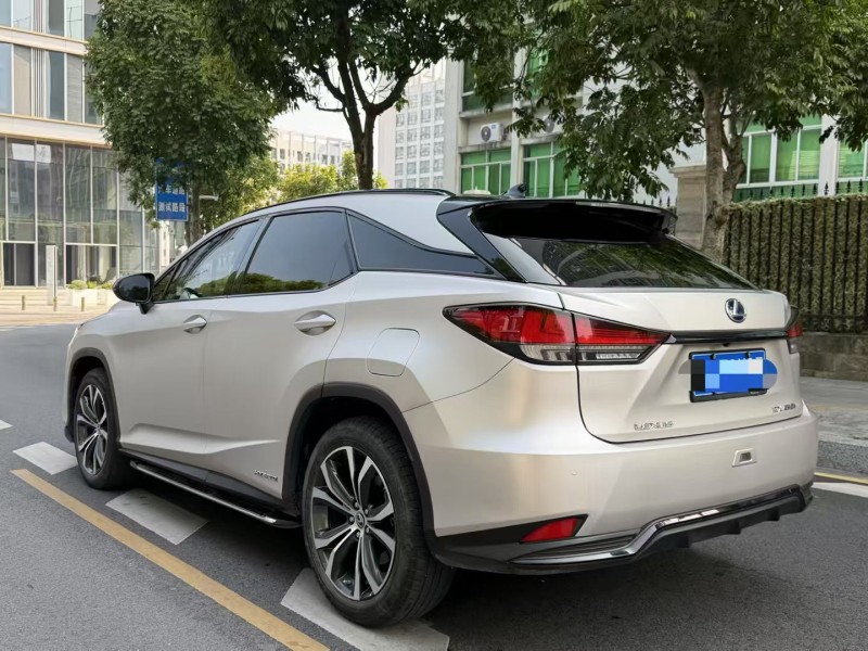 深圳22年雷克萨斯RX8