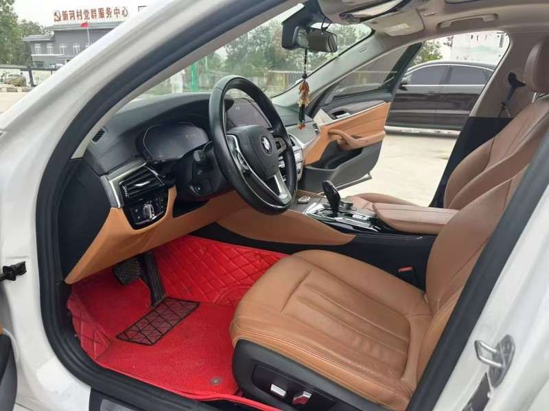 徐州18年宝马5系3