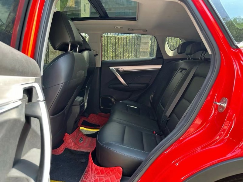 深圳21年吉利缤越4