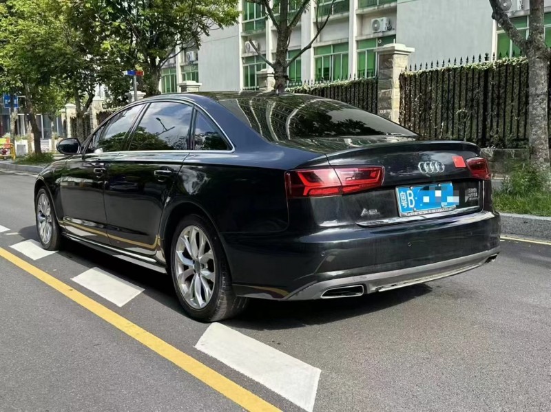深圳17年奥迪A6L8
