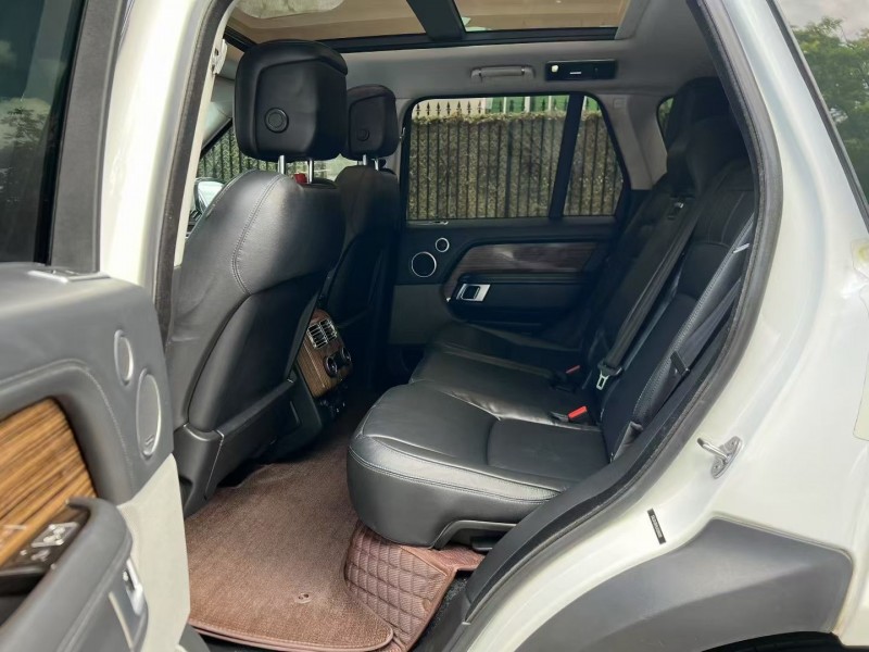 深圳18年路虎揽胜行政4