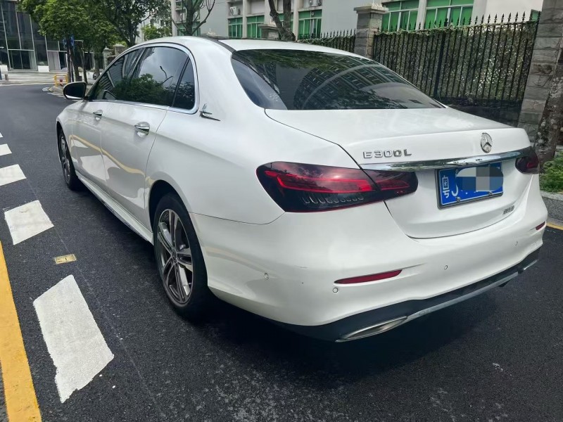 深圳22年奔驰E8