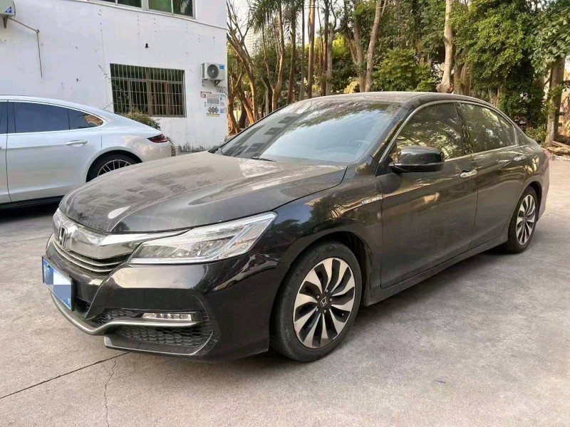 广州17年本田雅阁3