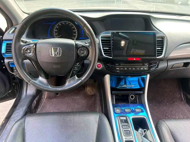 广州17年本田雅阁5